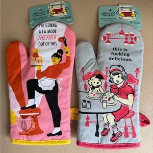 🗽NWT Blue Q Funny Oven Mits